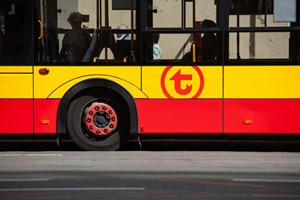 Warszawa zawiesza obsługę linii autobusowych przez firmę